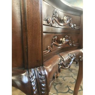 Прикроватная тумбочка PCD 221 в форме фасольки с двумя ящичками.